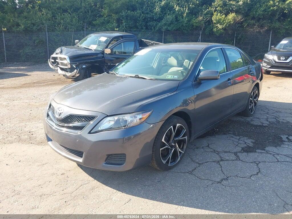4T1BF3EK4BU153233 2011 TOYOTA CAMRY photo no. 2