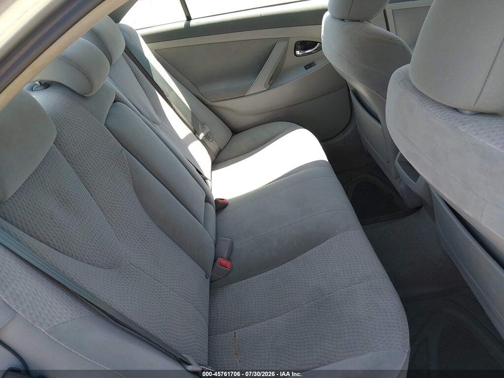4T1BF3EK2BU777340 2011 TOYOTA CAMRY photo no. 8