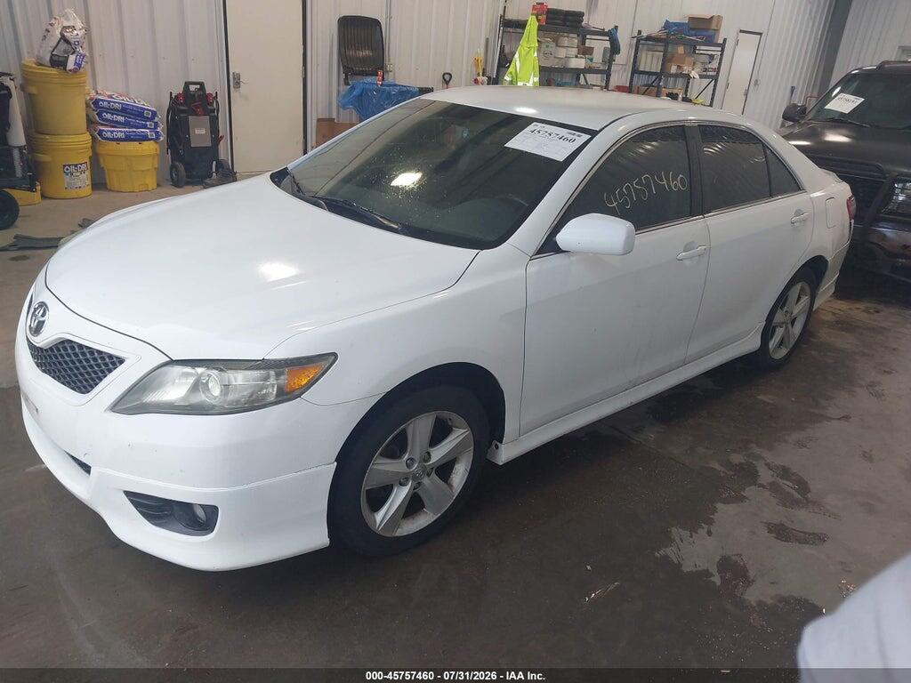 4T1BF3EK5BU677345 2011 TOYOTA CAMRY photo no. 2