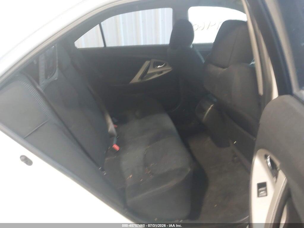 4T1BF3EK5BU677345 2011 TOYOTA CAMRY photo no. 8