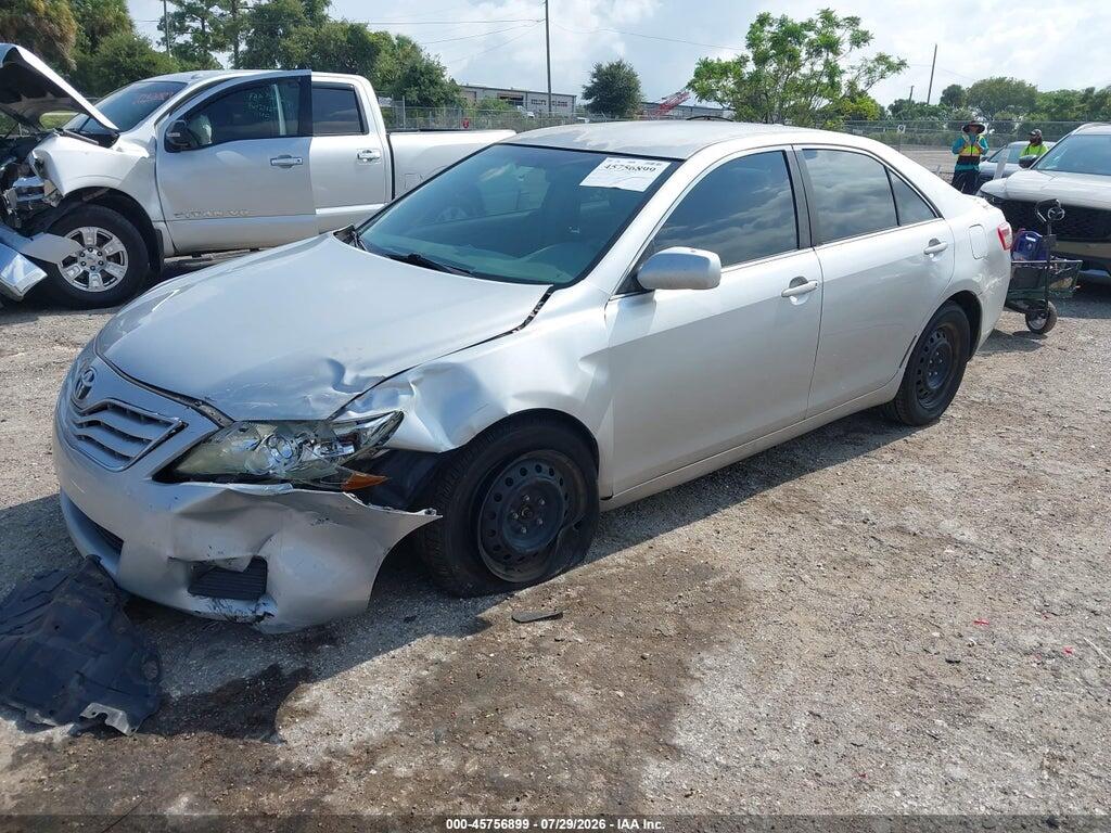 4T1BF3EKXBU226444 2011 TOYOTA CAMRY photo no. 2