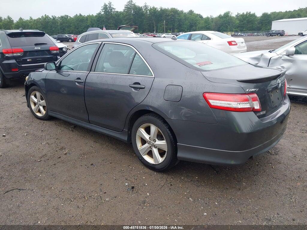 4T1BF3EK1BU216238 2011 TOYOTA CAMRY photo no. 3