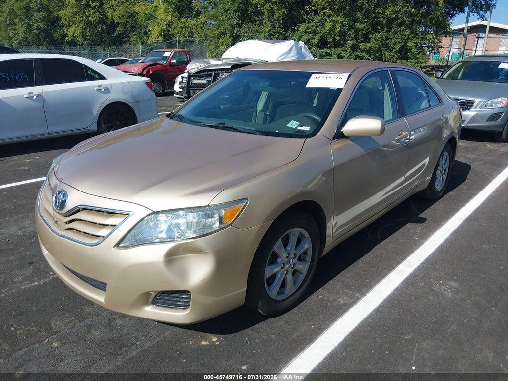 4T1BF3EK7BU228667 2011 TOYOTA CAMRY photo no. 2