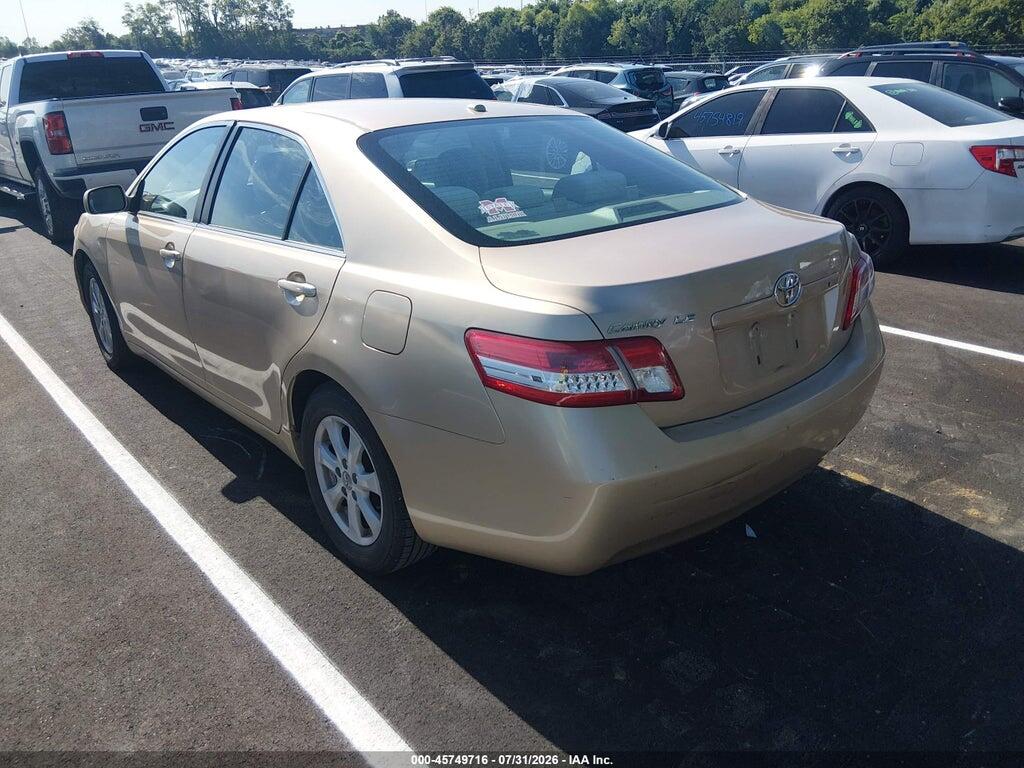 4T1BF3EK7BU228667 2011 TOYOTA CAMRY photo no. 3