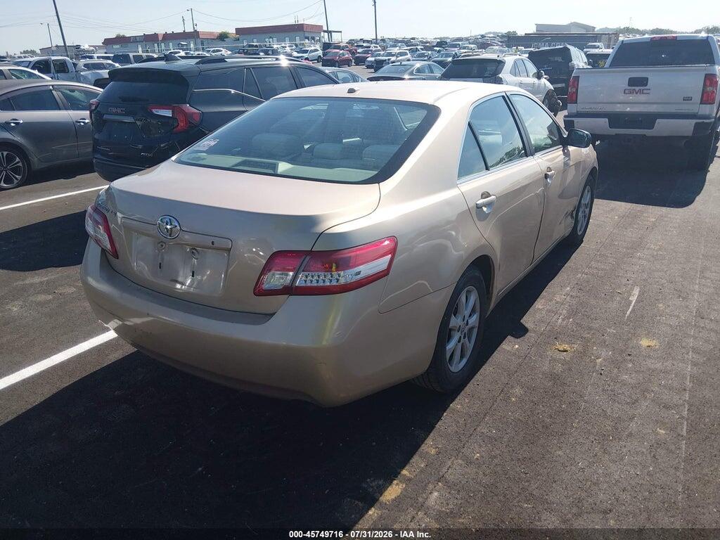 4T1BF3EK7BU228667 2011 TOYOTA CAMRY photo no. 4