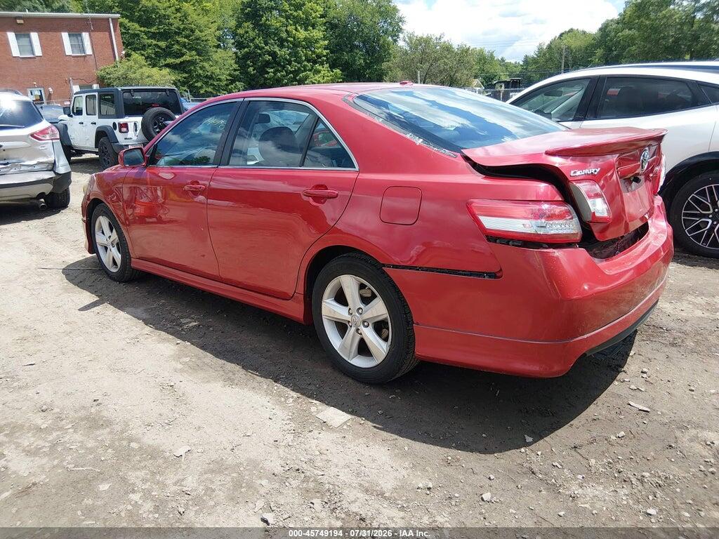 4T1BF3EK7BU165523 2011 TOYOTA CAMRY photo no. 3
