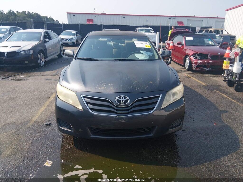 4T1BF3EK3BU661161 2011 TOYOTA CAMRY photo no. 12
