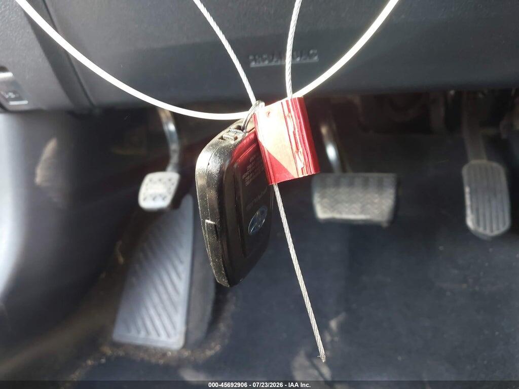 JTDKBRFUXG3501682 2016 TOYOTA PRIUS photo no. 11