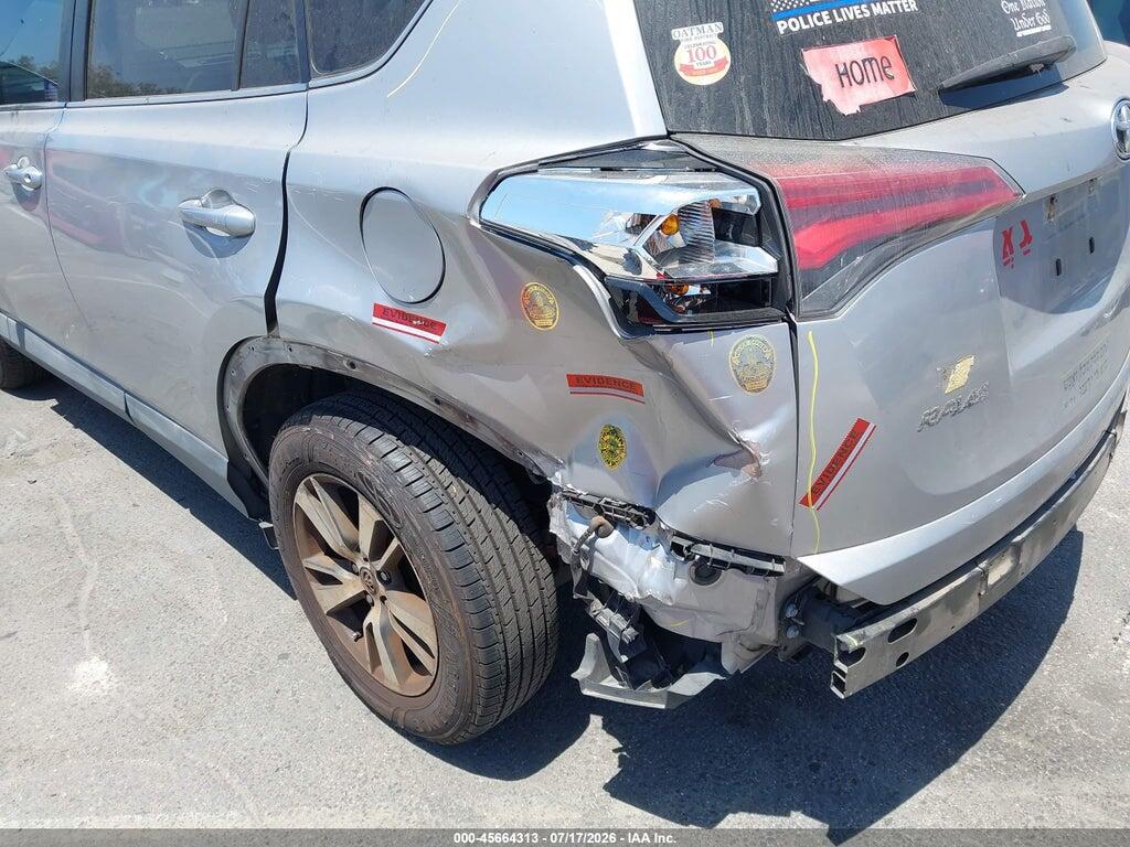 2T3WFREV9GW251073 2016 TOYOTA RAV4 photo no. 6