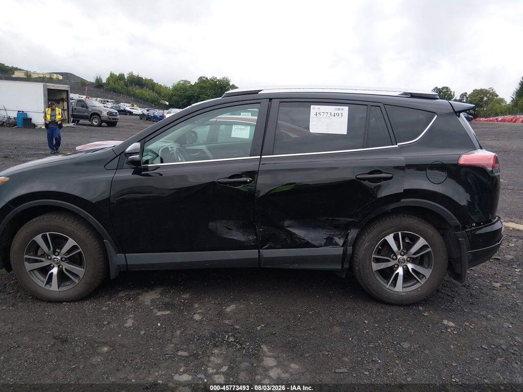 2T3RFREV0GW488631 2016 TOYOTA RAV4 photo no. 6