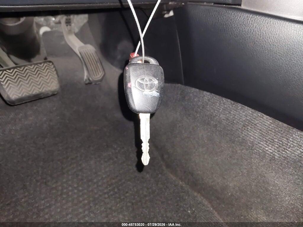 JTMZFREV1GJ089869 2016 TOYOTA RAV4 photo no. 11