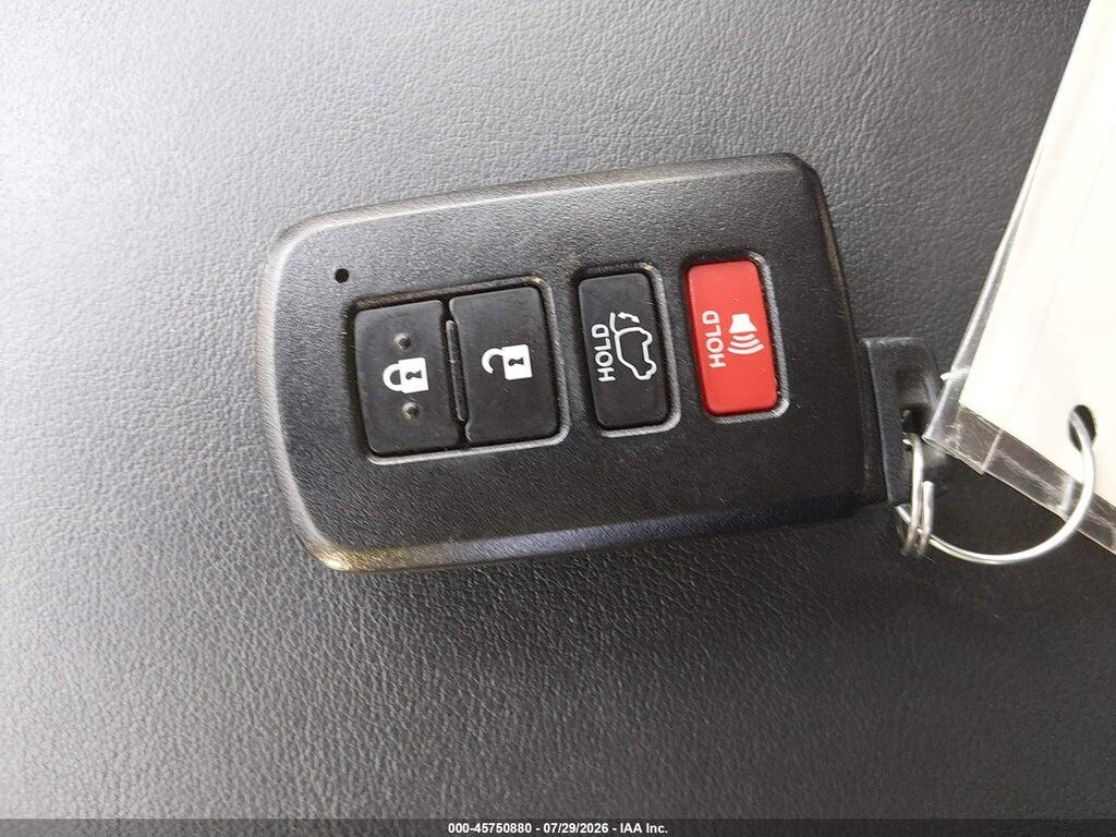 JTMDFREV0GJ084592 2016 TOYOTA RAV4 photo no. 11