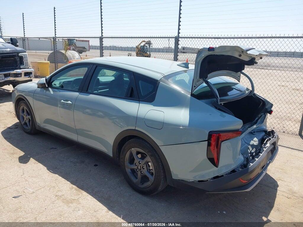 3KPFT4DE1SE245124 2025 KIA K4 photo no. 3