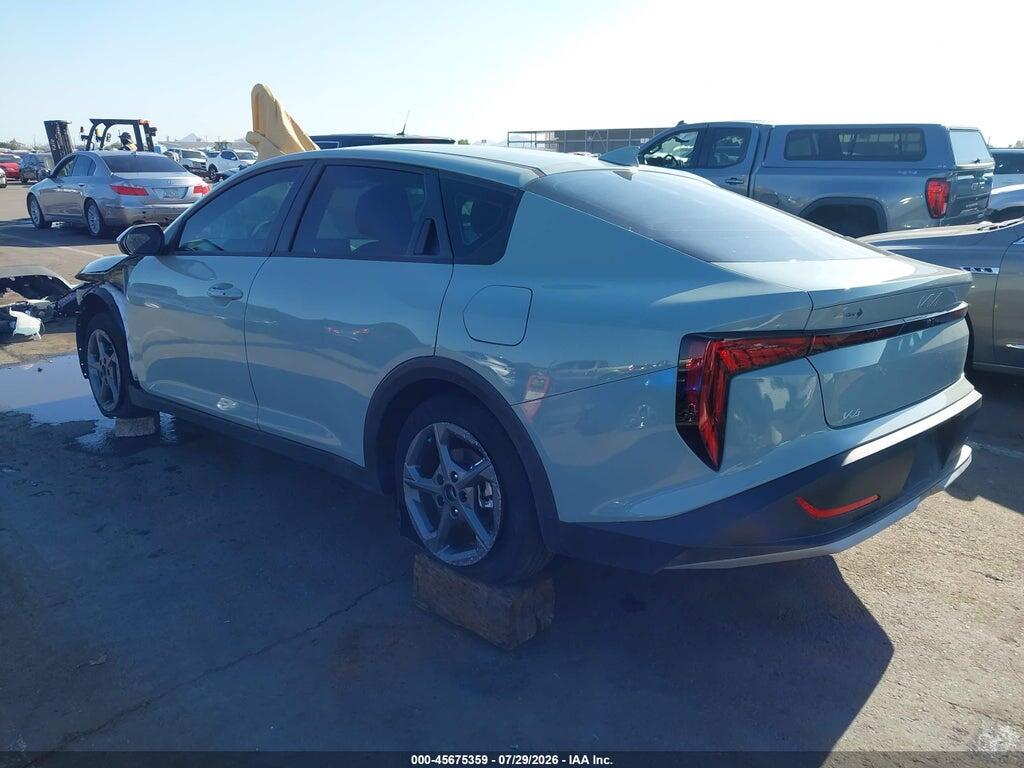 3KPFT4DE6SE159551 2025 KIA K4 photo no. 3
