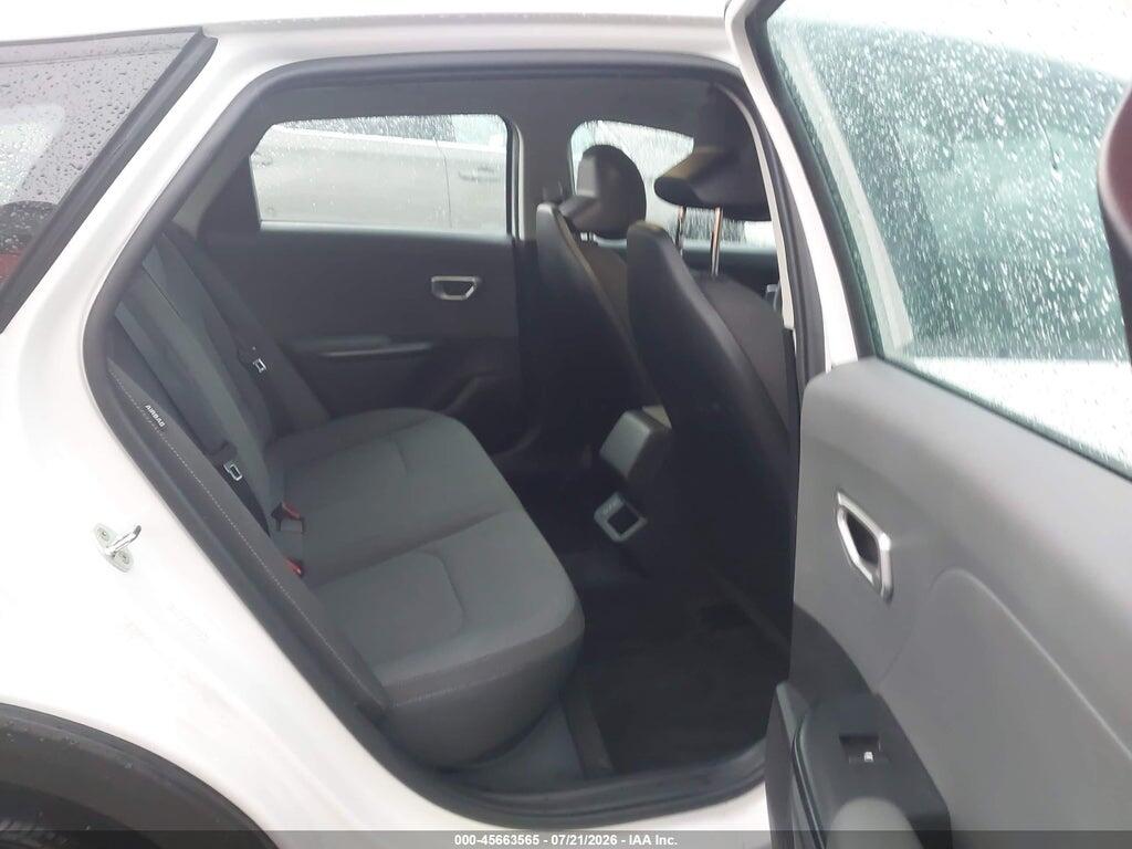 3KPFT4DE0SE228086 2025 KIA K4 photo no. 8