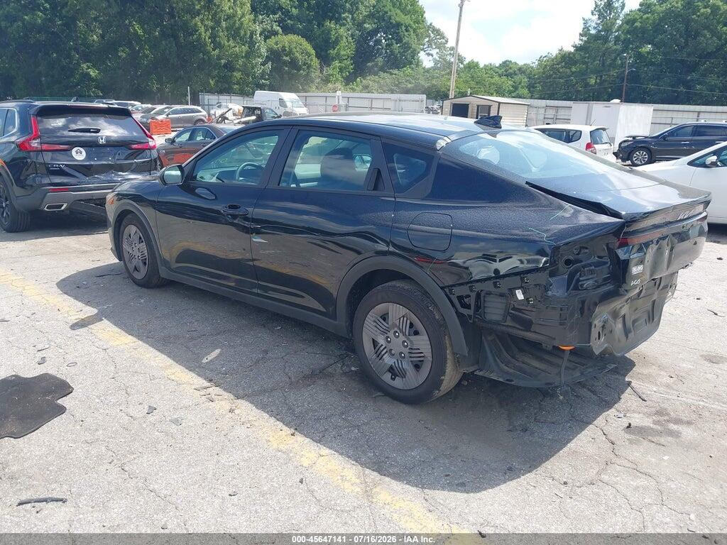 3KPFT4DE2SE072813 2025 KIA K4 photo no. 3