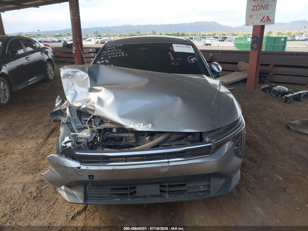 3KPFT4DEXSE102043 2025 KIA K4 photo no. 11