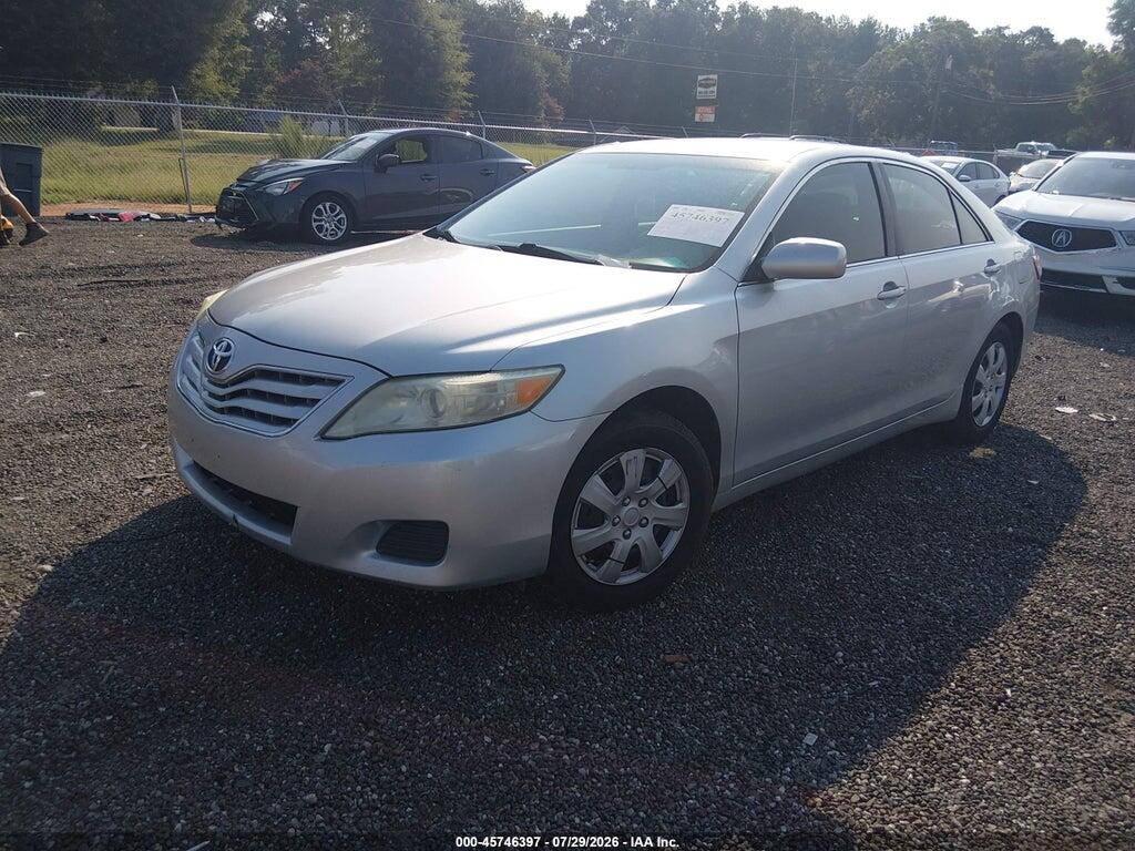 4T1BF3EK2BU124670 2011 TOYOTA CAMRY photo no. 2