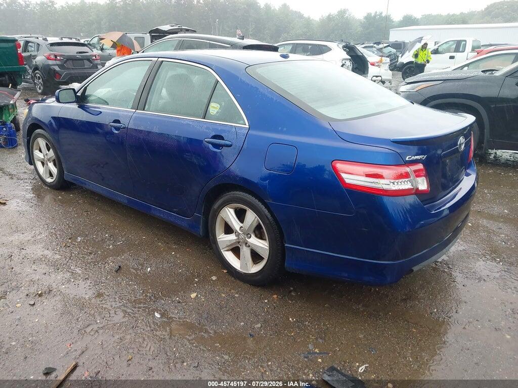4T1BF3EK8BU753706 2011 TOYOTA CAMRY photo no. 3