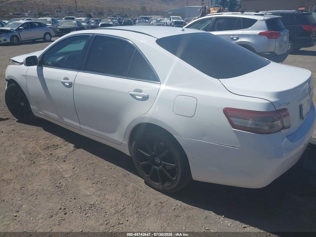 4T1BF3EK0BU775389 2011 TOYOTA CAMRY photo no. 3
