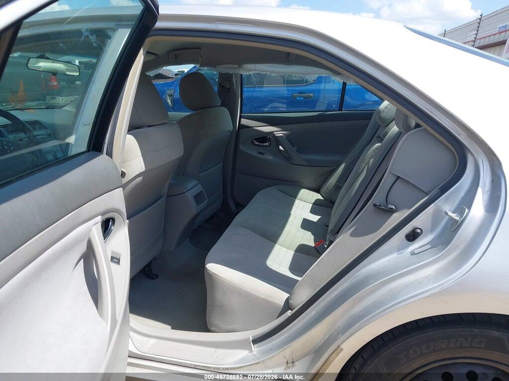 4T1BF3EK5BU716743 2011 TOYOTA CAMRY photo no. 8