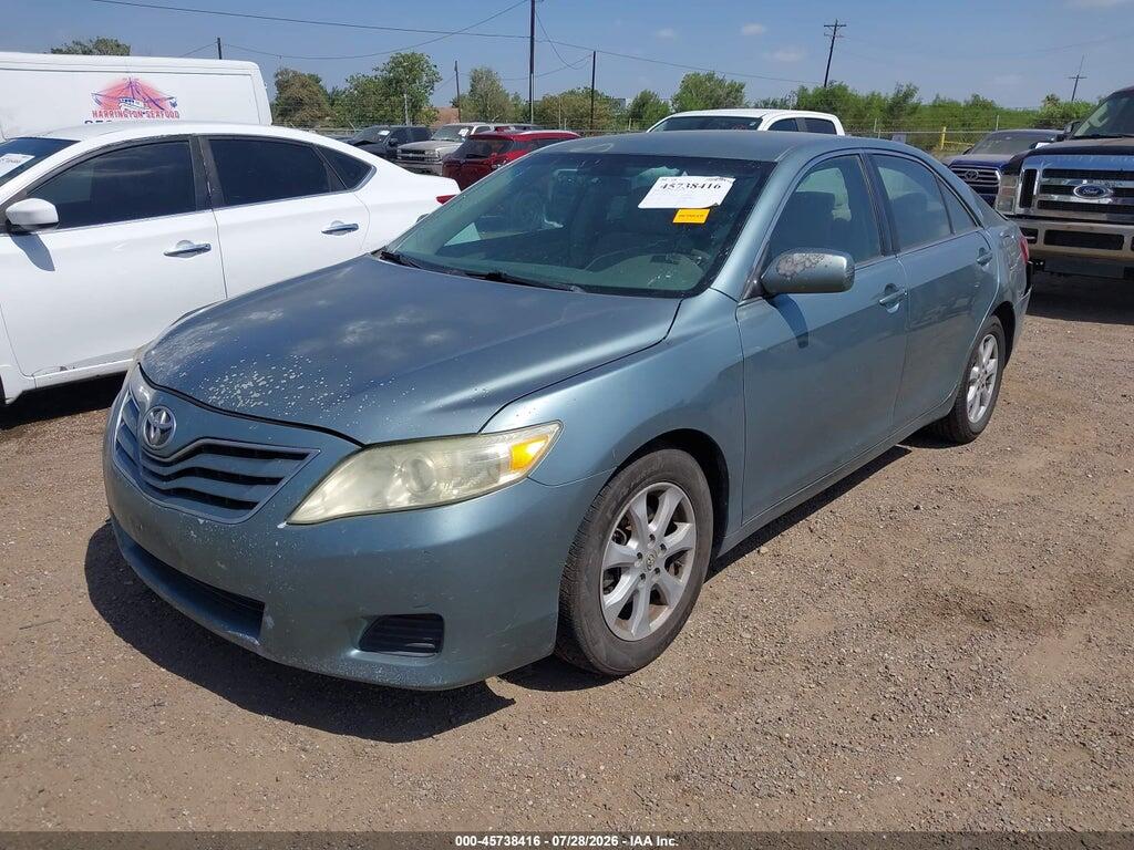 4T1BF3EK8BU714162 2011 TOYOTA CAMRY photo no. 2