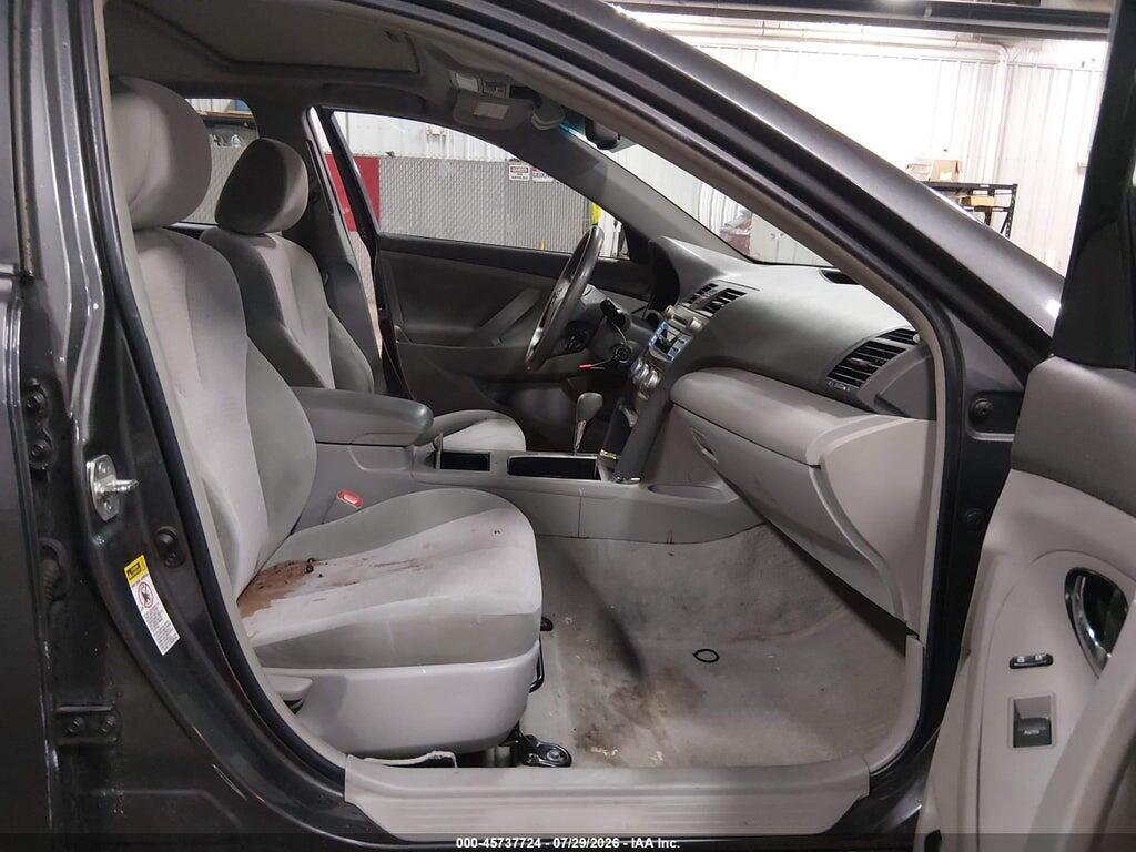 4T1BF3EK4BU230893 2011 TOYOTA CAMRY photo no. 5