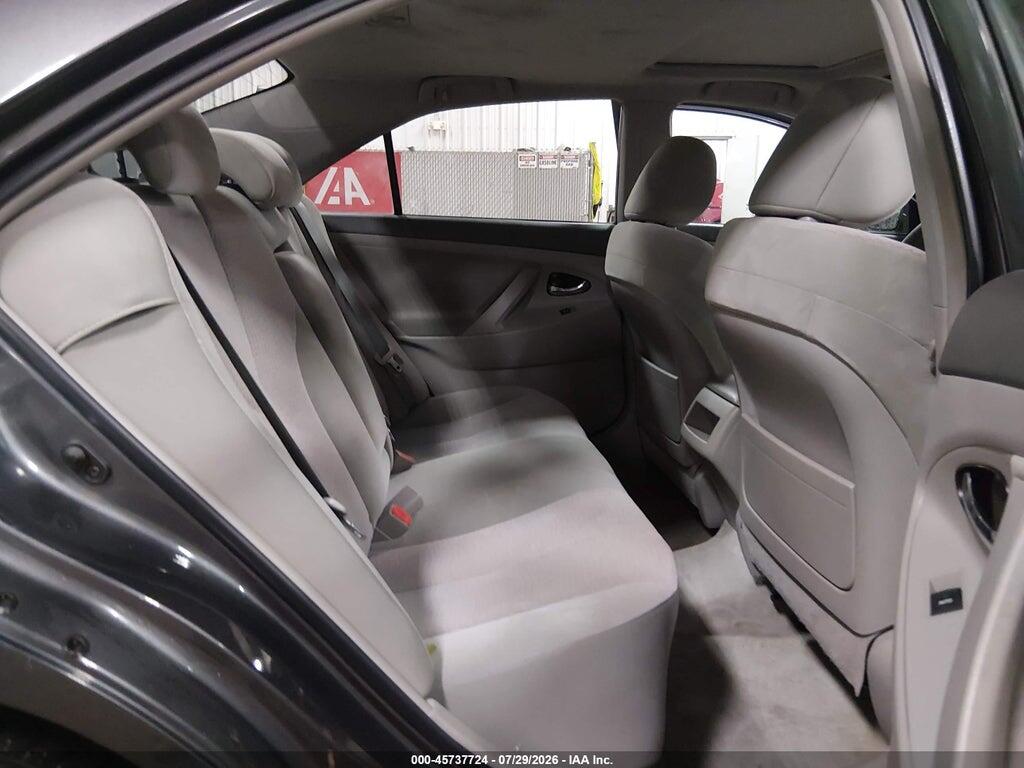 4T1BF3EK4BU230893 2011 TOYOTA CAMRY photo no. 8