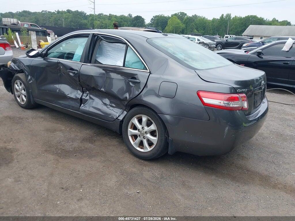 4T4BF3EK3BR143444 2011 TOYOTA CAMRY photo no. 3