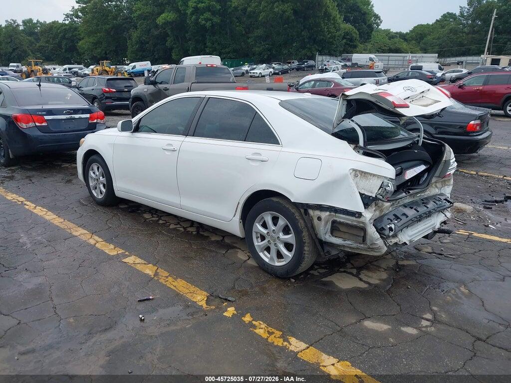 4T1BF3EK0BU675065 2011 TOYOTA CAMRY photo no. 3