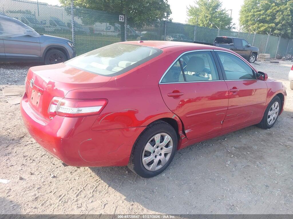 4T1BF3EK4BU686697 2011 TOYOTA CAMRY photo no. 4