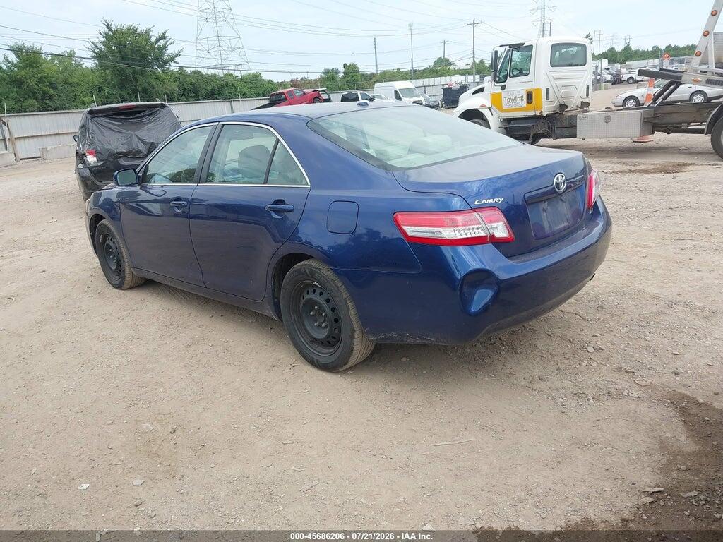 4T1BF3EK3BU728521 2011 TOYOTA CAMRY photo no. 3