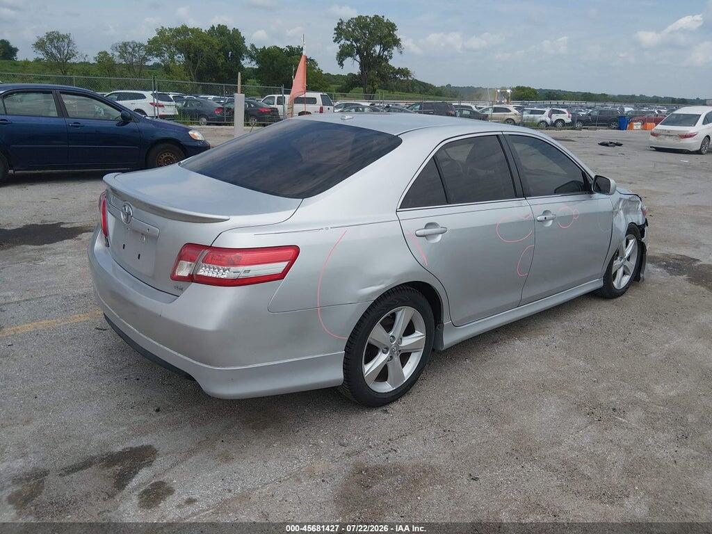 4T1BF3EK3BU634171 2011 TOYOTA CAMRY photo no. 4
