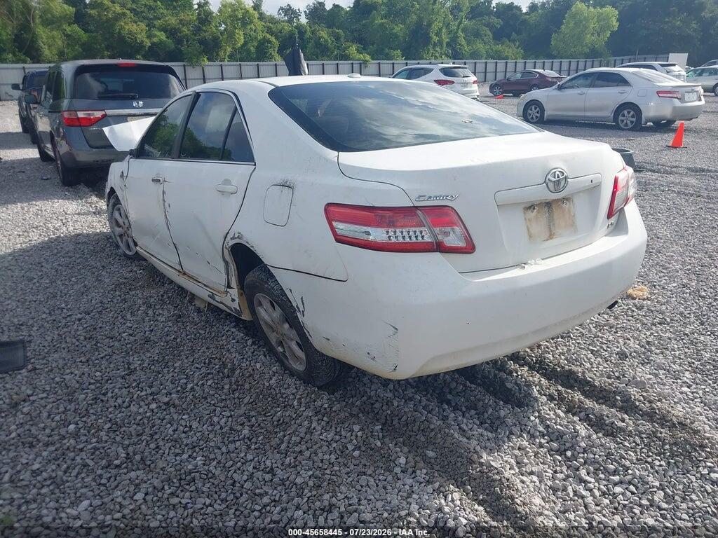 4T1BF3EK5BU637007 2011 TOYOTA CAMRY photo no. 3