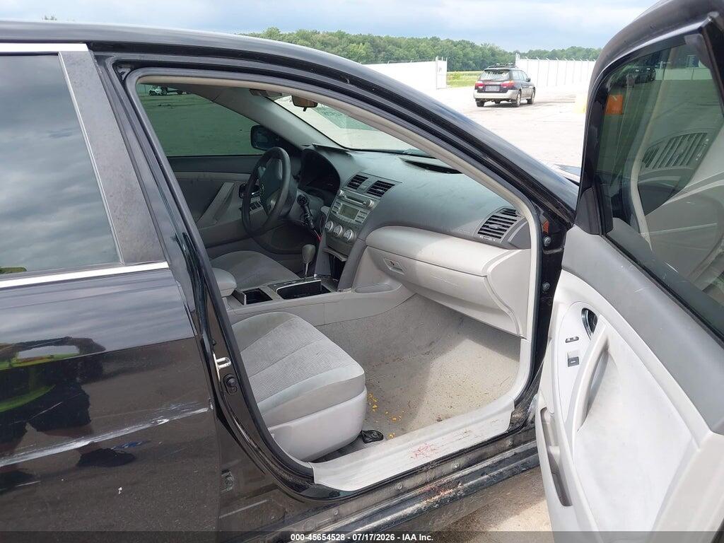 4T4BF3EK6BR092604 2011 TOYOTA CAMRY photo no. 5