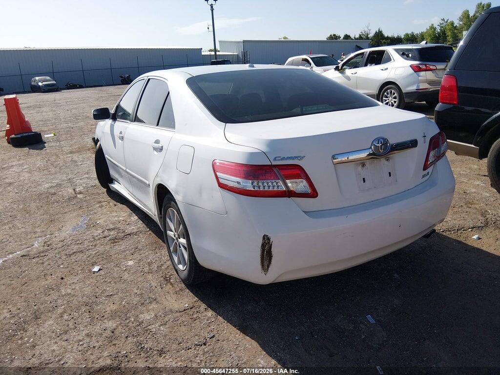 4T4BF3EK3BR194216 2011 TOYOTA CAMRY photo no. 3