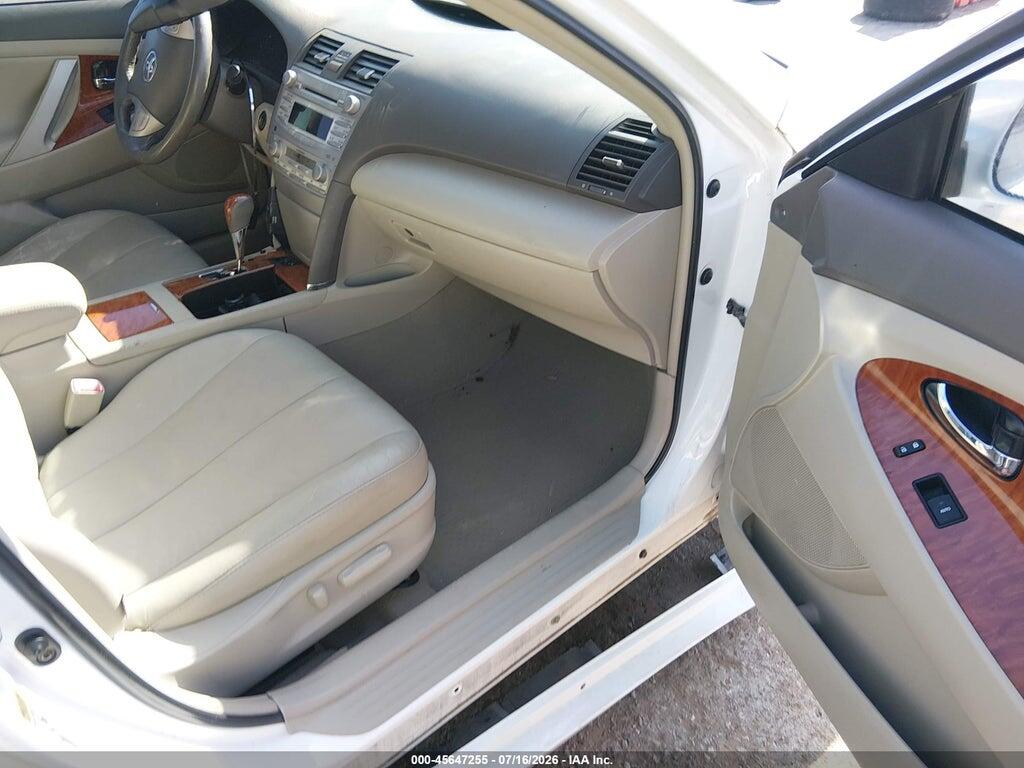 4T4BF3EK3BR194216 2011 TOYOTA CAMRY photo no. 5