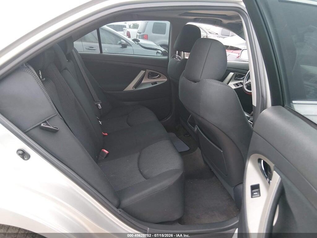 4T1BF3EK5BU154536 2011 TOYOTA CAMRY photo no. 8