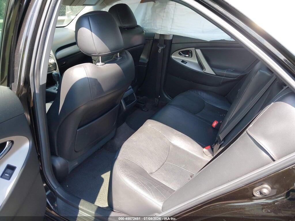 4T1BF3EK4BU231736 2011 TOYOTA CAMRY photo no. 8