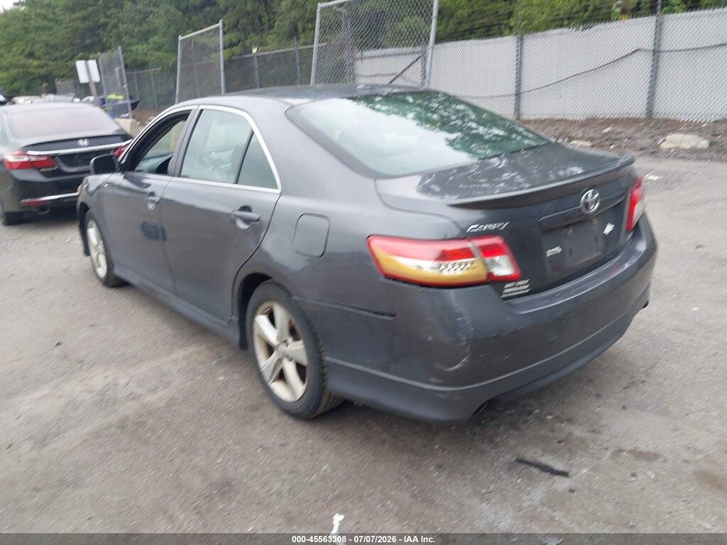 4T1BF3EK9BU147122 2011 TOYOTA CAMRY photo no. 3