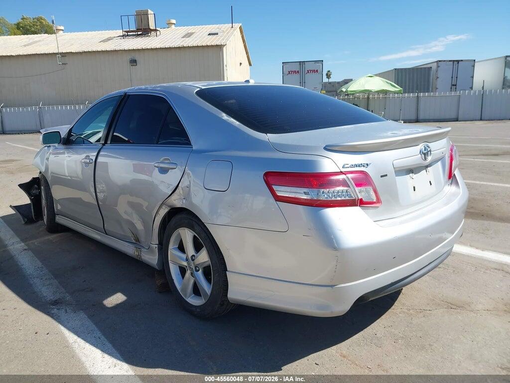 4T1BF3EK6BU147028 2011 TOYOTA CAMRY photo no. 3