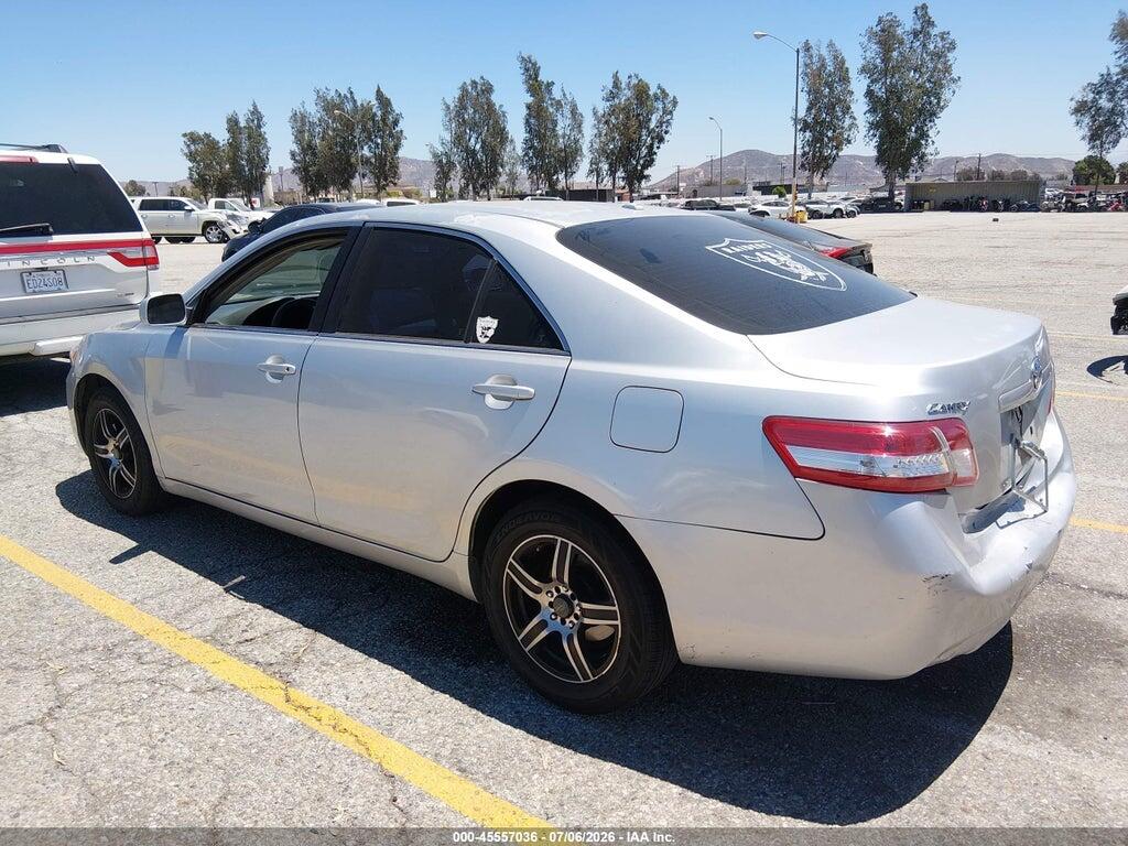 4T1BF3EK7BU166817 2011 TOYOTA CAMRY photo no. 3