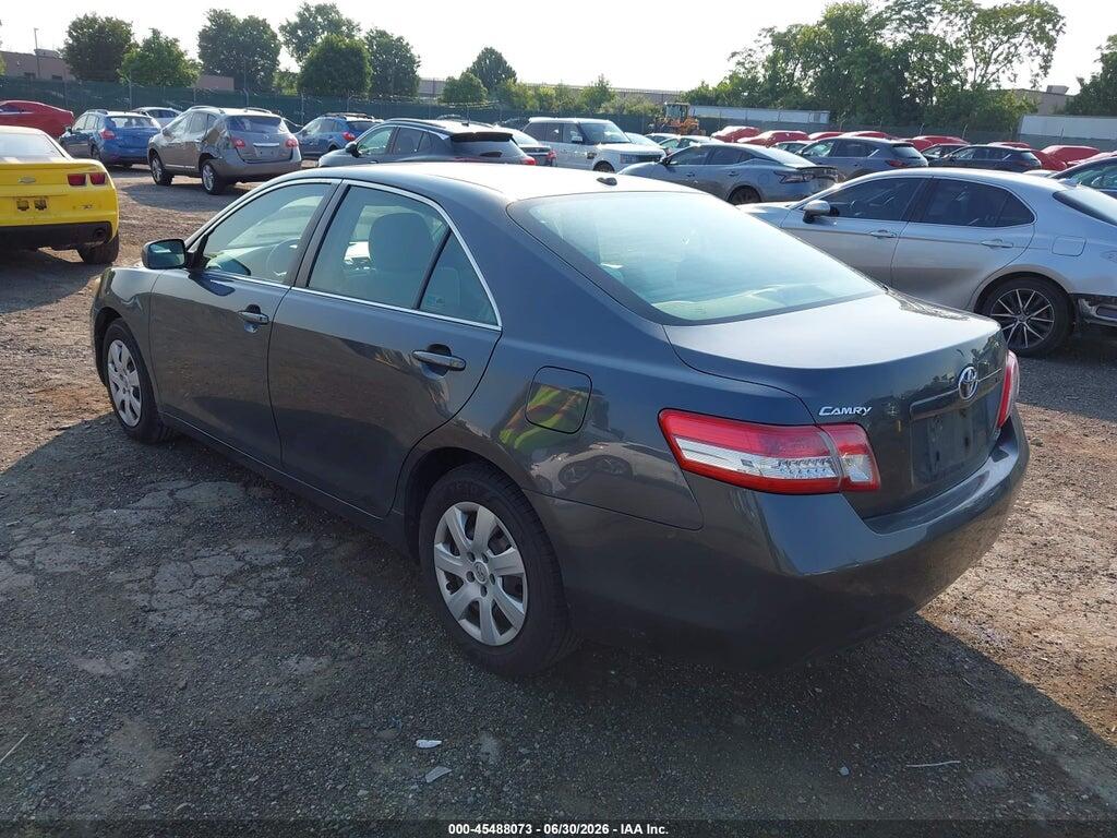 4T1BF3EK2BU678520 2011 TOYOTA CAMRY photo no. 3