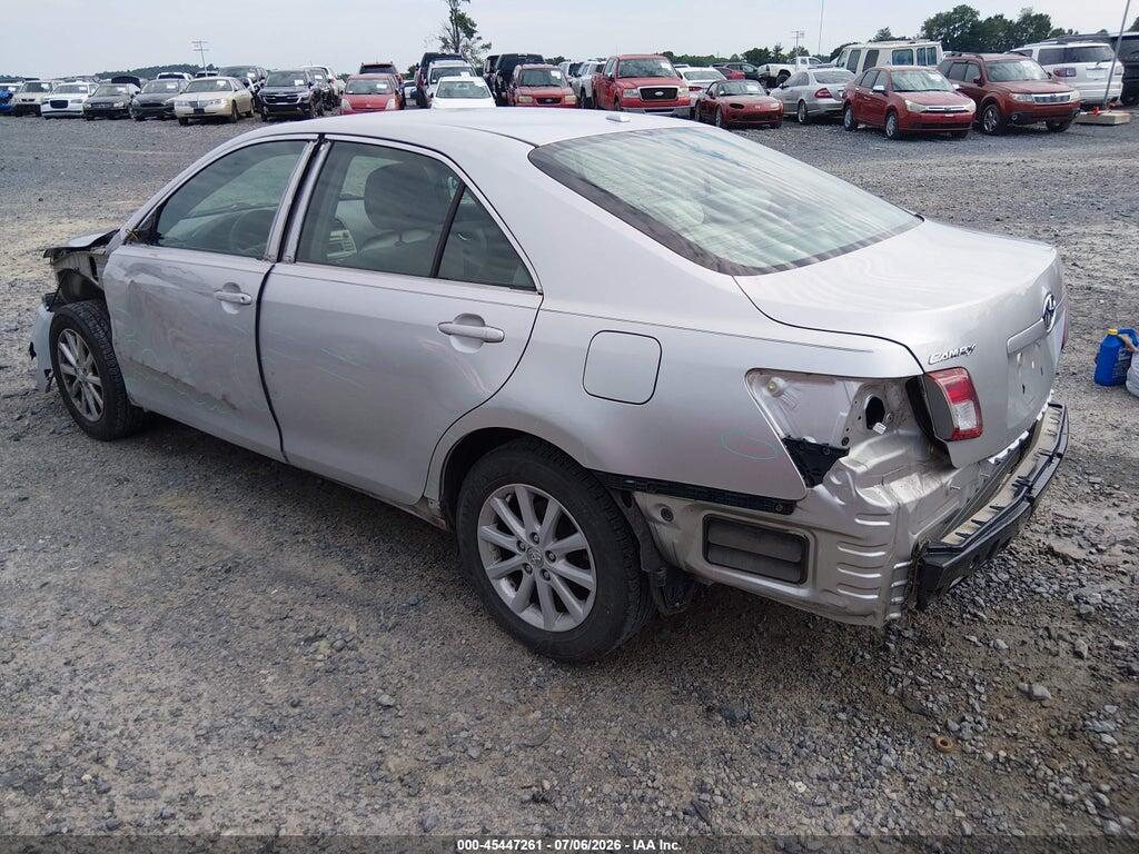 4T1BF3EK1BU139161 2011 TOYOTA CAMRY photo no. 3
