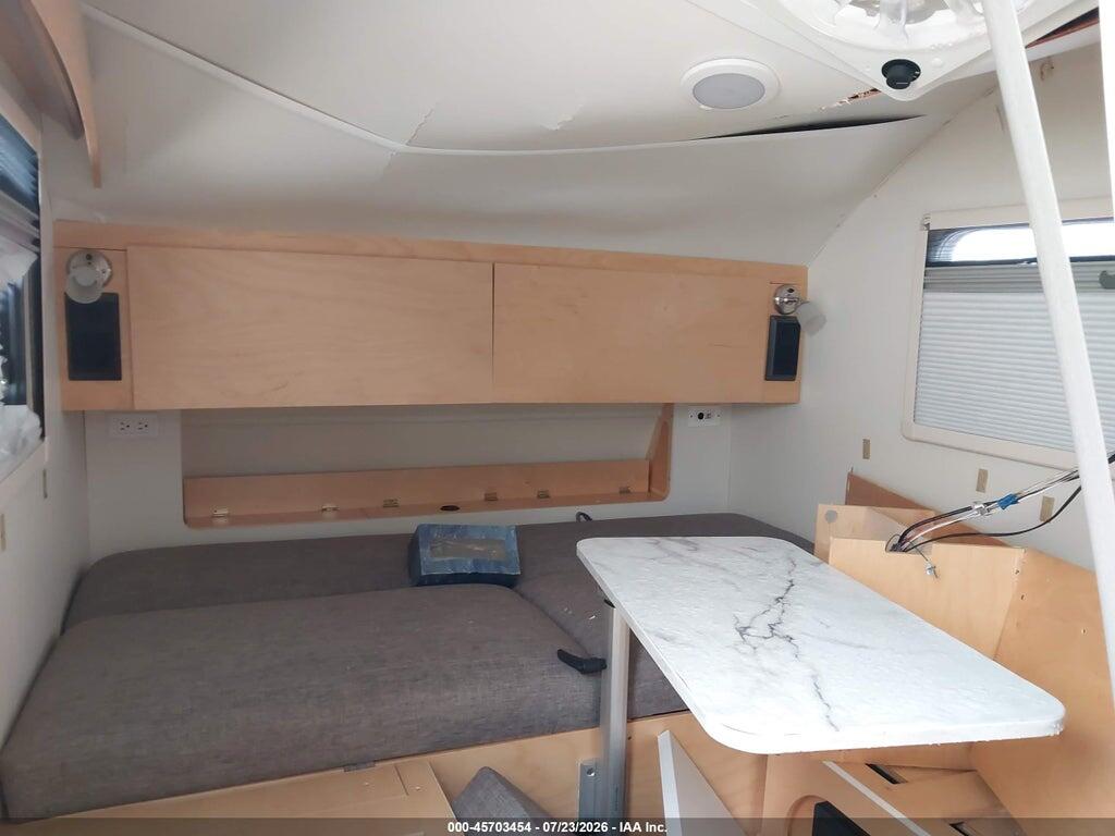 57HTT15S0MS000792 2021 NUCAMP T&B320SBD photo no. 5