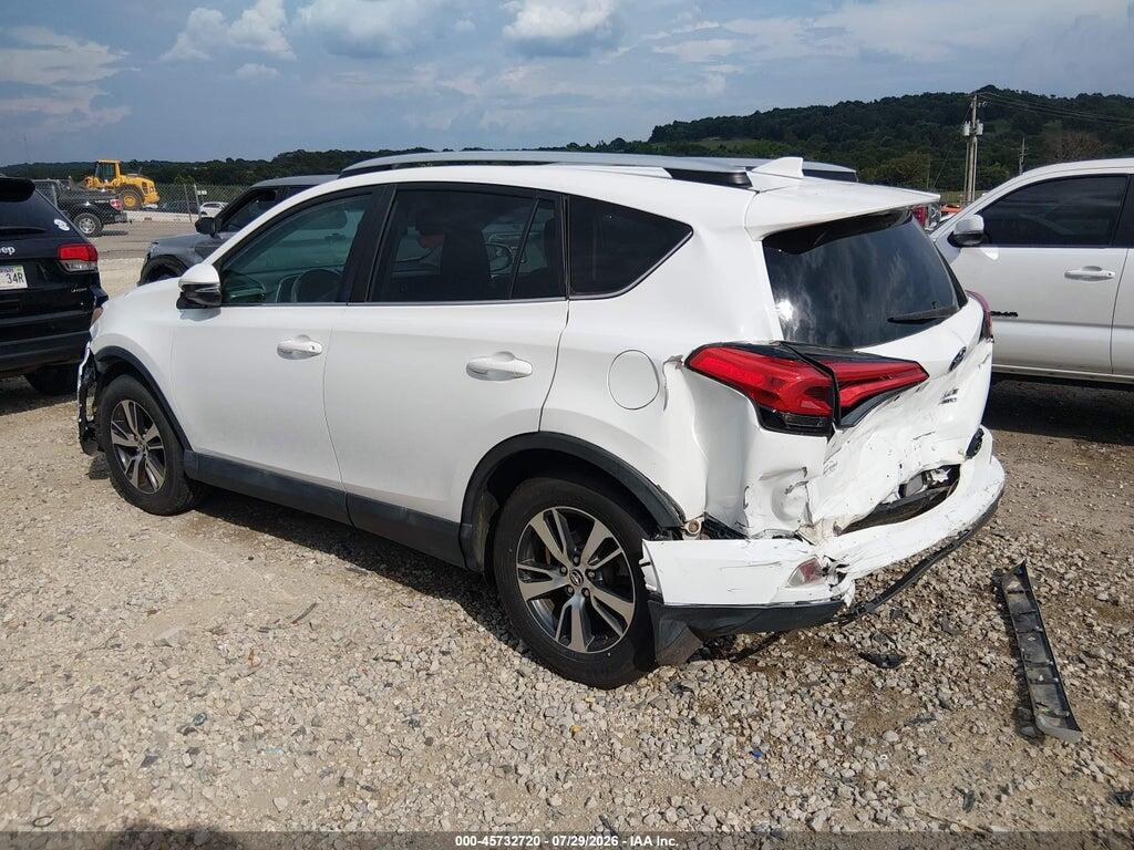 2T3RFREV8GW465565 2016 TOYOTA RAV4 photo no. 3