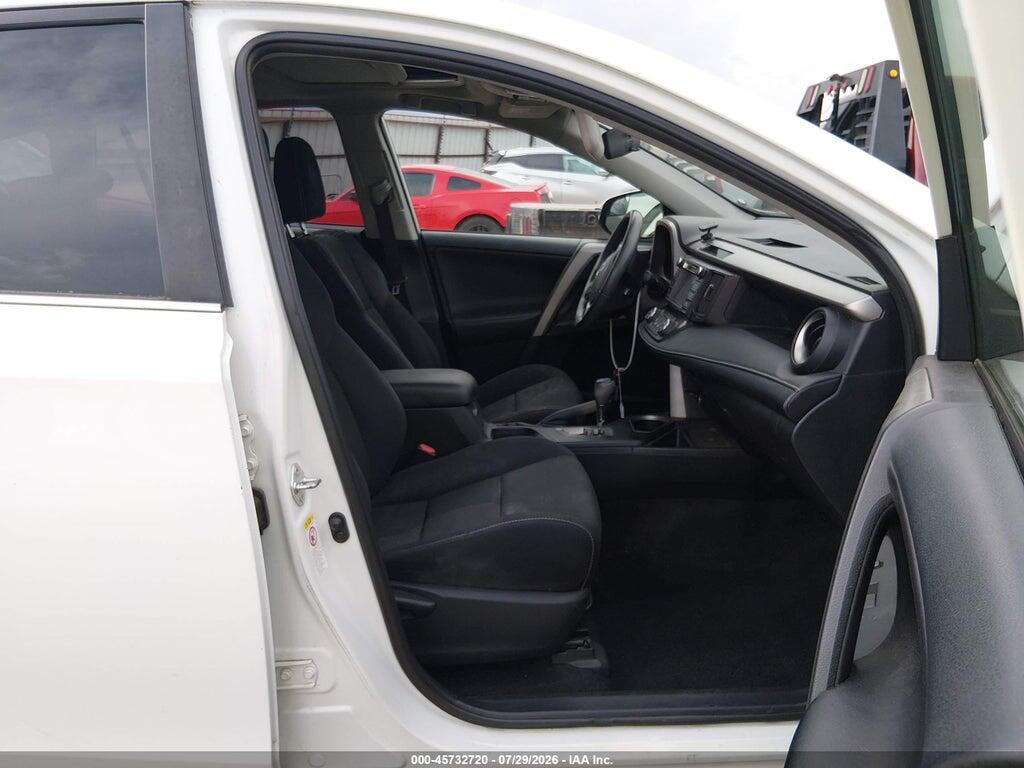 2T3RFREV8GW465565 2016 TOYOTA RAV4 photo no. 5