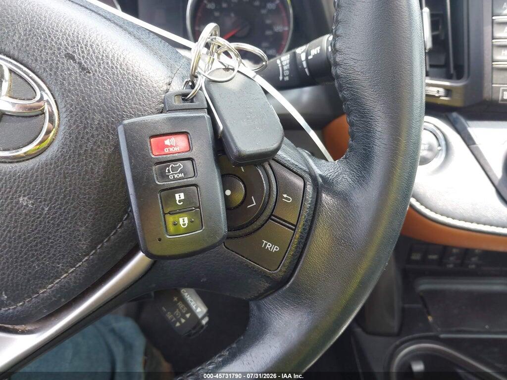2T3JFREV1GW523464 2016 TOYOTA RAV4 photo no. 11