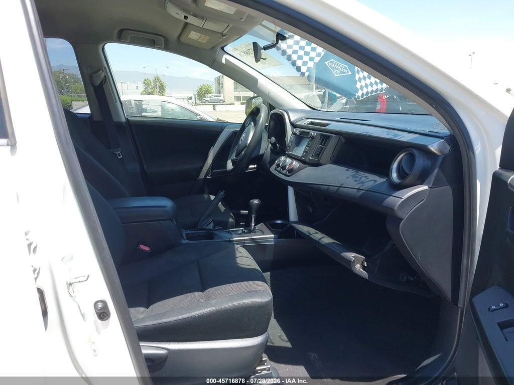 JTMZFREV0GD085746 2016 TOYOTA RAV4 photo no. 5