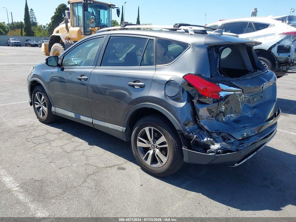 2T3WFREV7GW262413 2016 TOYOTA RAV4 photo no. 3